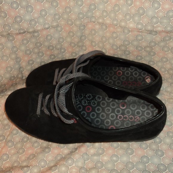 Ecco Women's Size 42 EU (11US) Black Suede Shoes Flats Lace Up - Picture 9 of 11